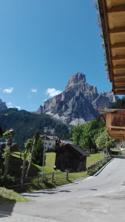 Pensione Valbona Corvara Exteriör bild